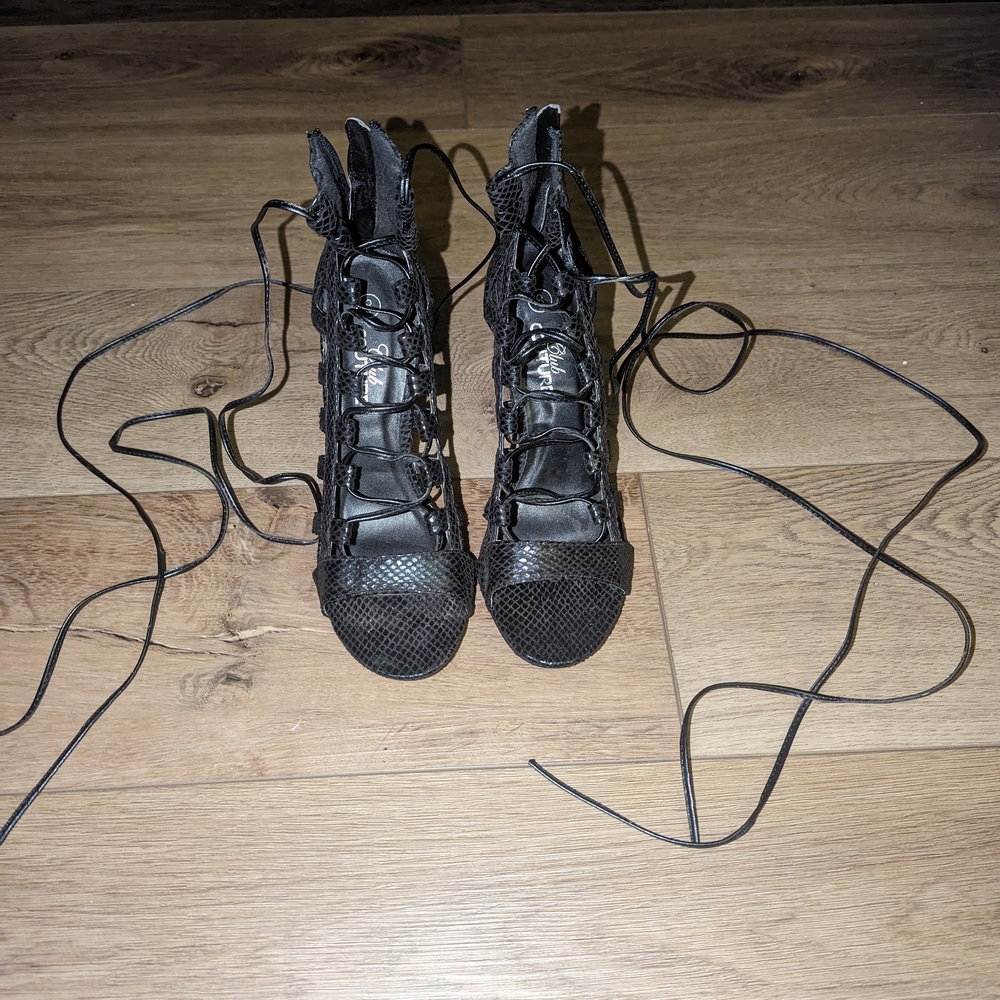 3/$25 Club Couture Strappy Black Lace-Up Women's Shoes Stilleto High Heels